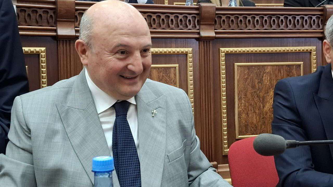 Адвокаты арестованного пророссийского мэра Гюмри потребовали его освобождения