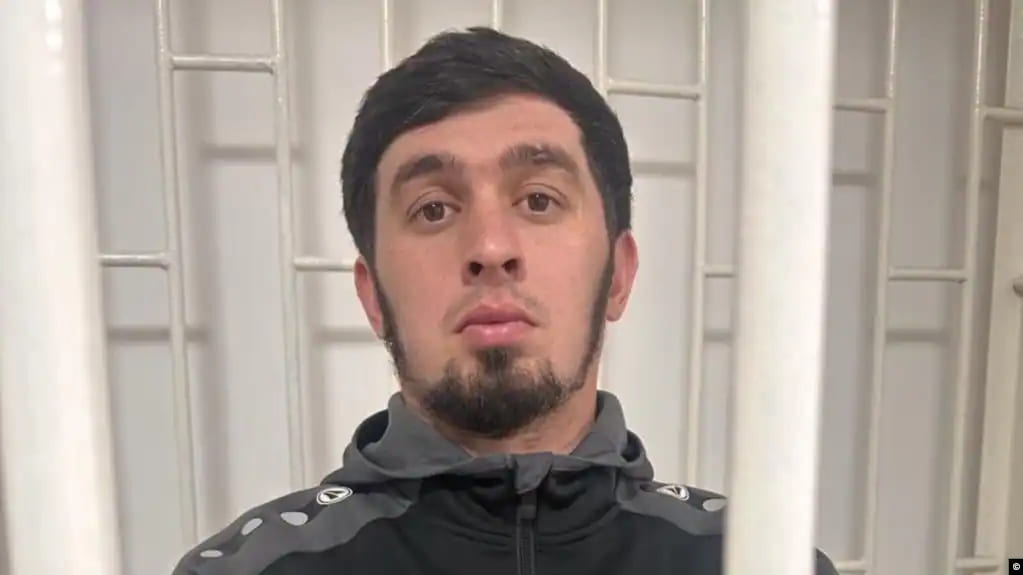 Protesters in Vienna called on Kazakh authorities not to extradite Mansur Movlaev to Russia