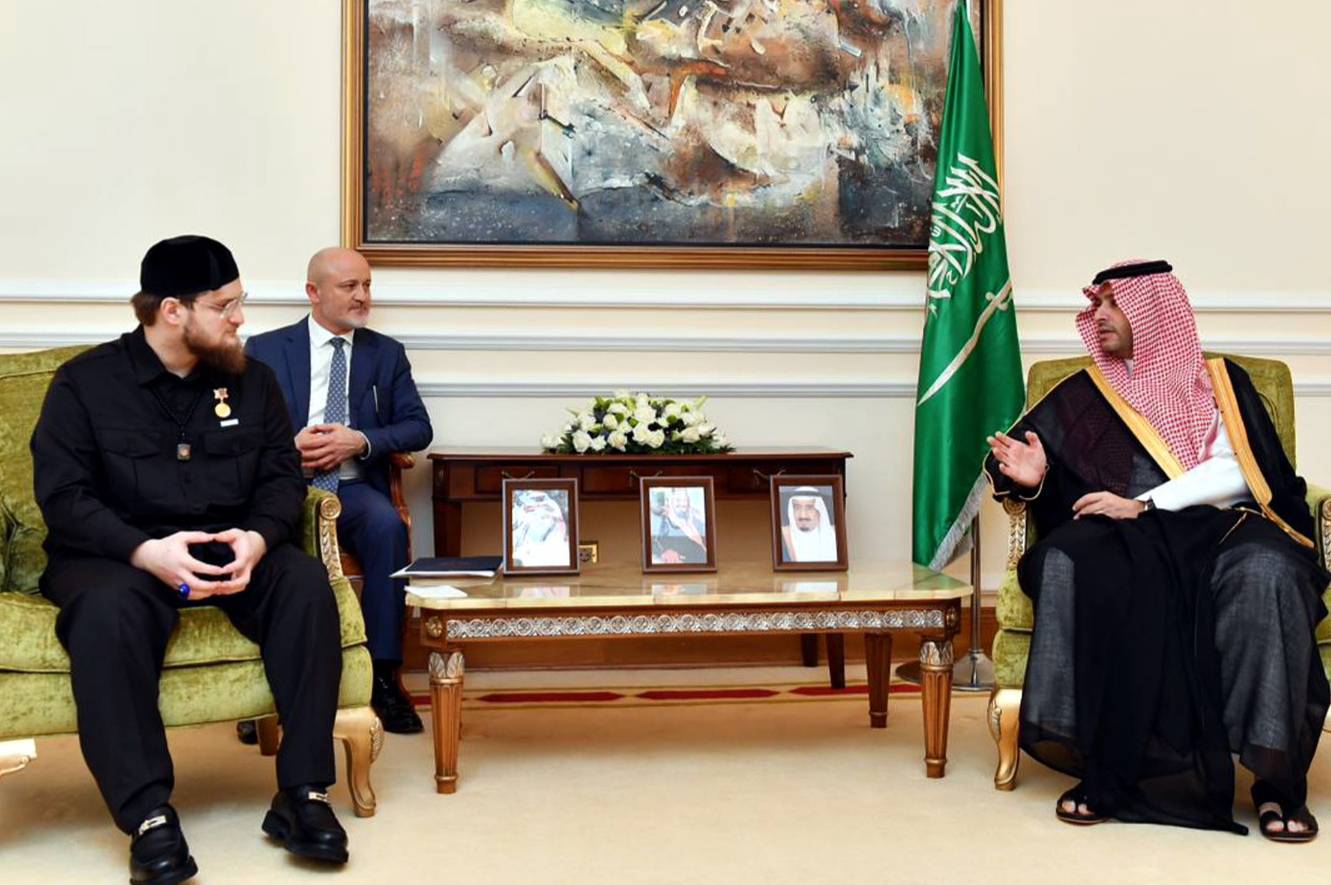 Meeting of the Heirs: Kadyrov's Sons Meet with the Saudi Arabian Prince