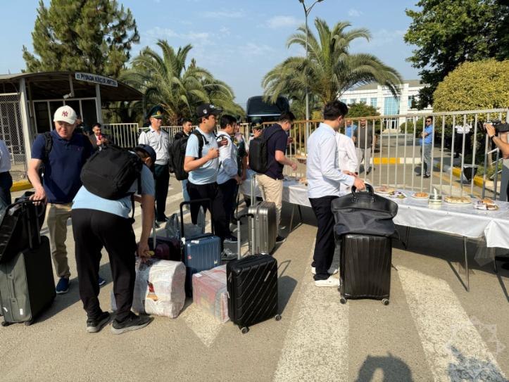 Азербайджан эвакуировал из Ирана более 3 тысяч человек