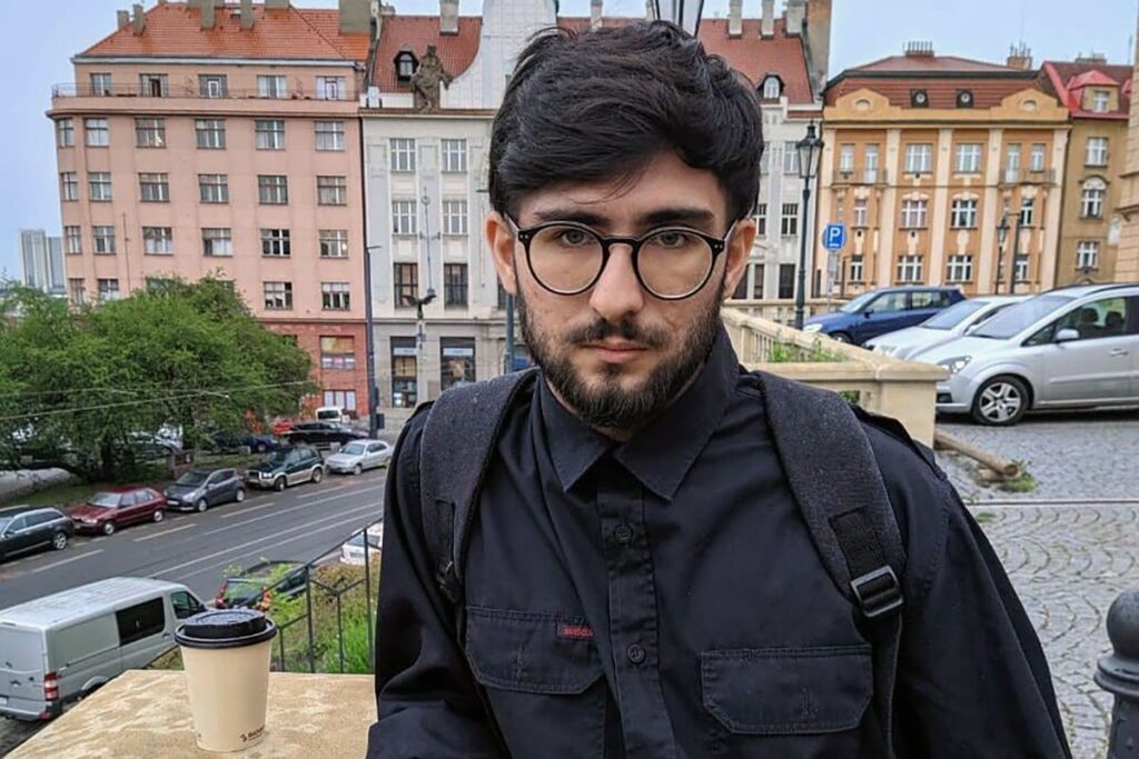 Азербайджанский политзаключенный пожаловался на условия содержания