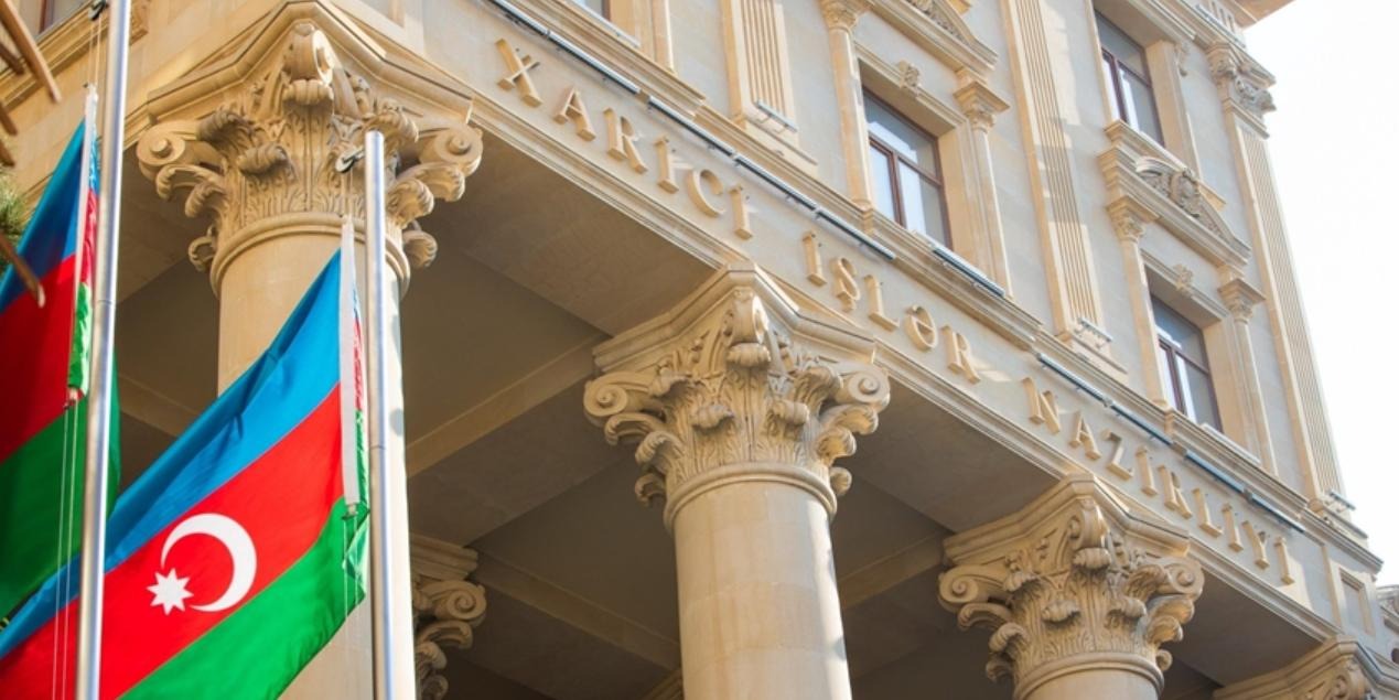 Баку потребовал от России разъяснений из-за высказывания Захаровой