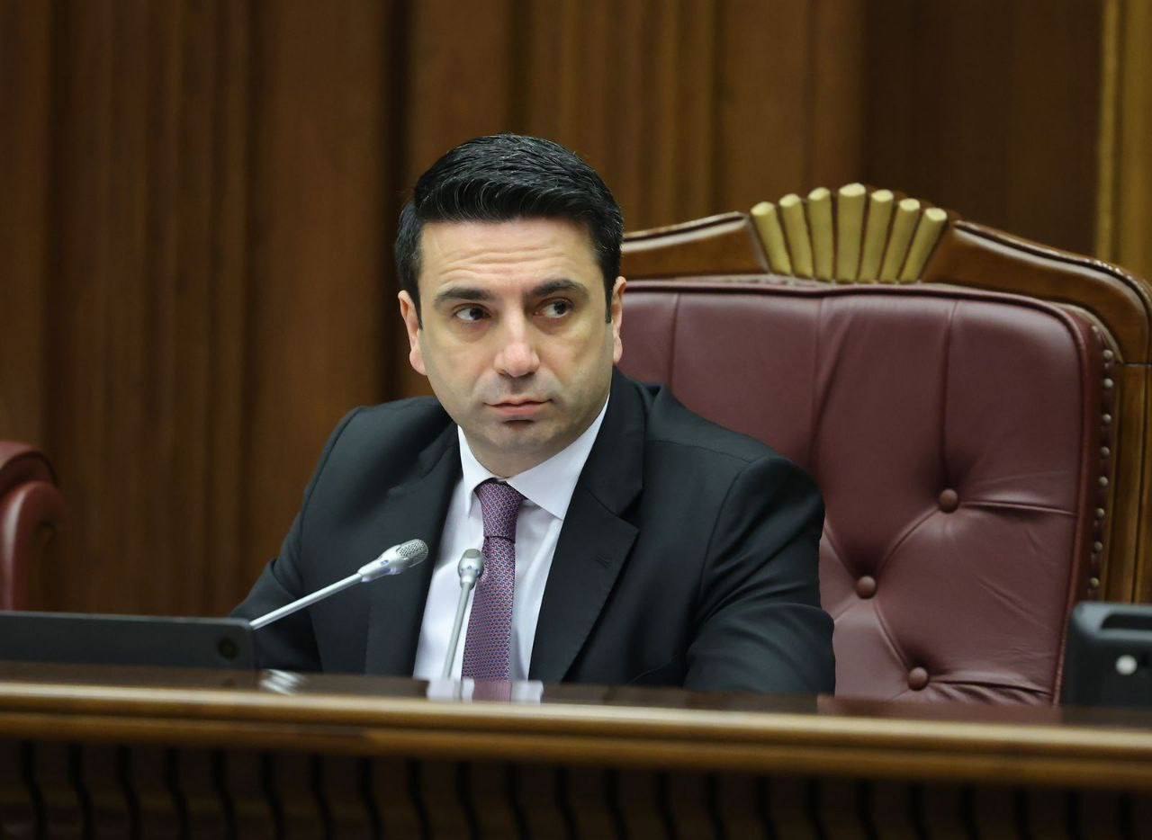 Армения пригрозила выходом из ОДКБ и ЕАЭС