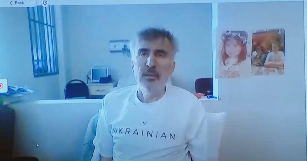 Саакашвили потерял сознание и, возможно, получил травмы в тюрьме