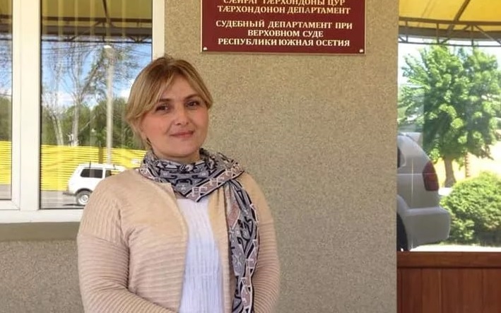 Активистка из Южной Осетии пожаловалась на отказ властей обновить ей паспорт