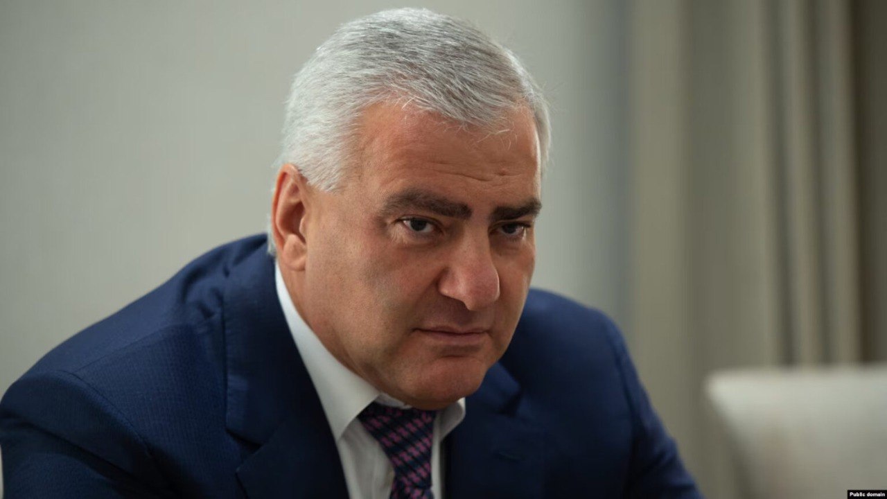 Самвел Карапетян раскритиковал Пашиняна за противостояние с Россией