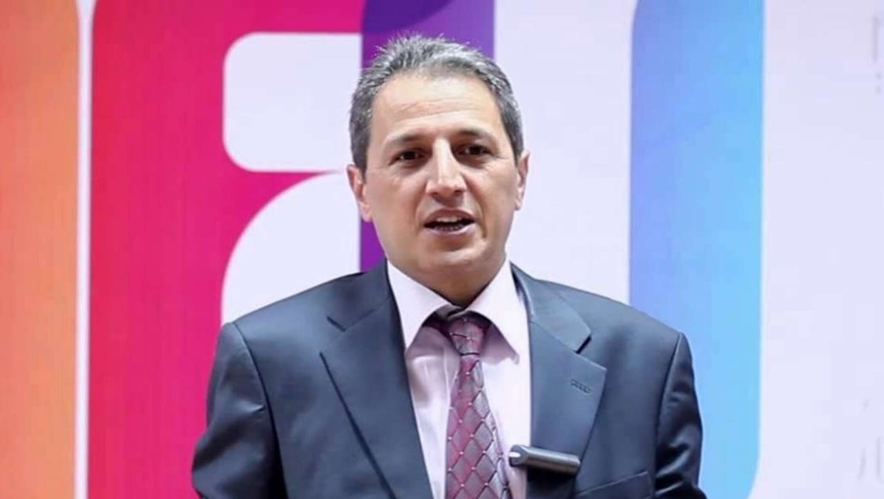 В Азербайджане учредителя телеканала оставили под стражей