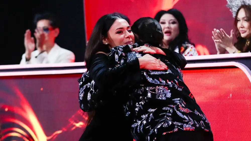 A warm gesture at the Silk Way Star finale symbolized reconciliation between Azerbaijan and Armenia