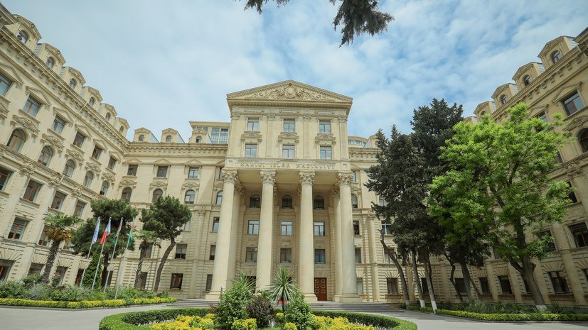 Азербайджан раскритиковал Францию за «провокационные высказывания» о Нагорном Карабахе