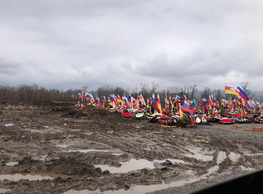 «Половина Осетии на войне»: демографическая катастрофа внутри России