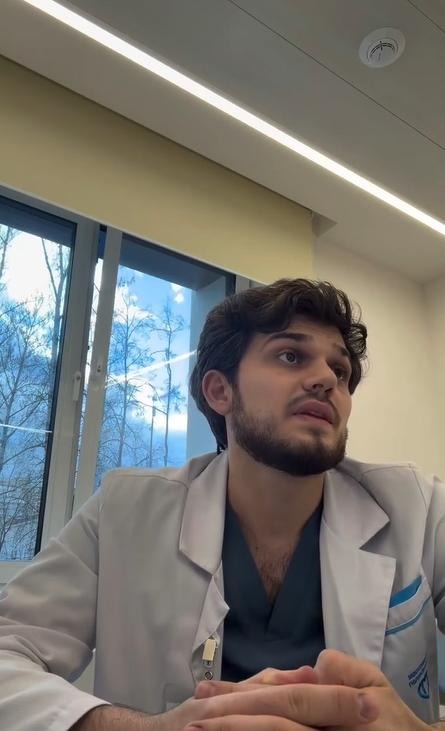 Русская пациентка в московской поликлинике возмутилась, что ее принимает врач-чеченец