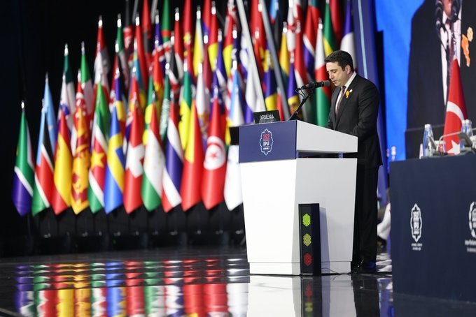 Симонян: для подлинного примирения с Азербайджаном 19 армян должны быть освобождены