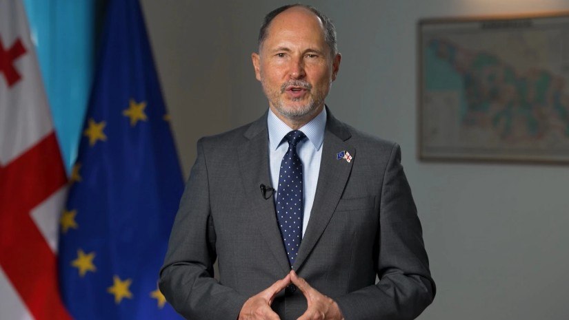 Посол ЕС в Грузии раскритиковал власти страны за откат от европейских ценностей