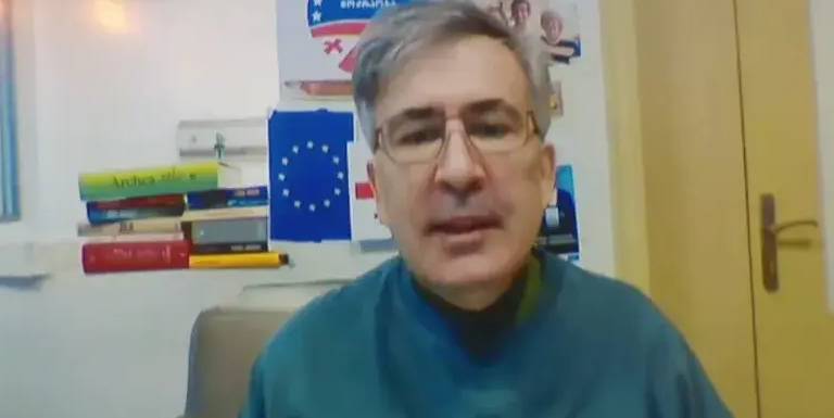 Саакашвили потребовал закрыть границу Грузии с Россией из-за сообщений о чуме