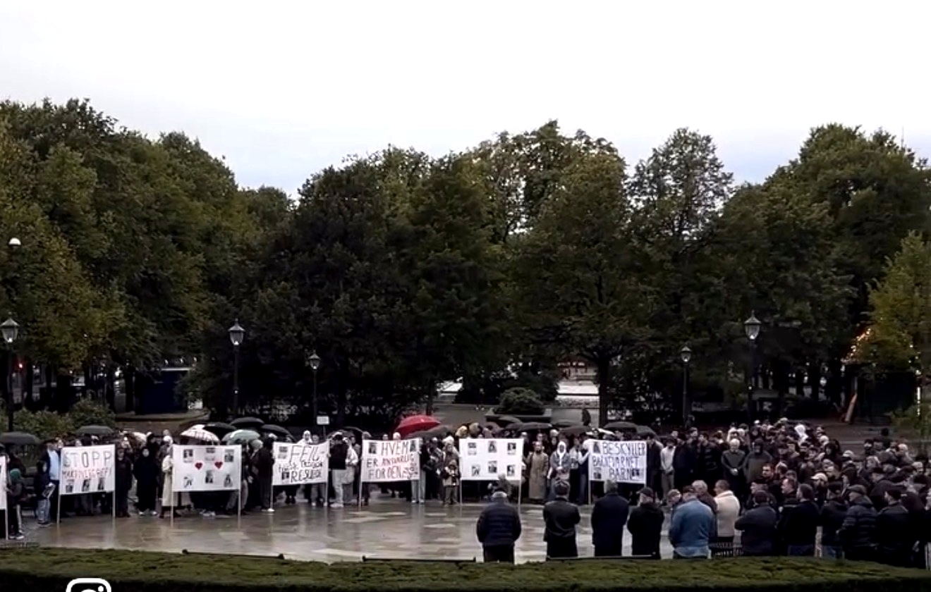 В Осло прошел митинг с требованием расследовать гибель 14-летней чеченки