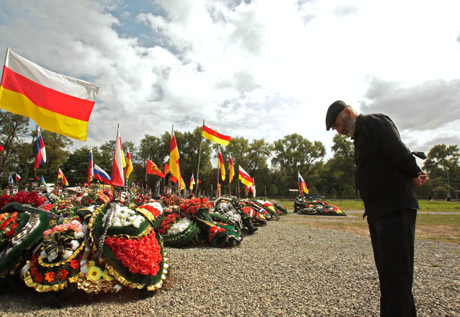 More Than 9,500 Troops from the North Caucasus and Southern Russia Officially Confirmed Killed in the War in Ukraine