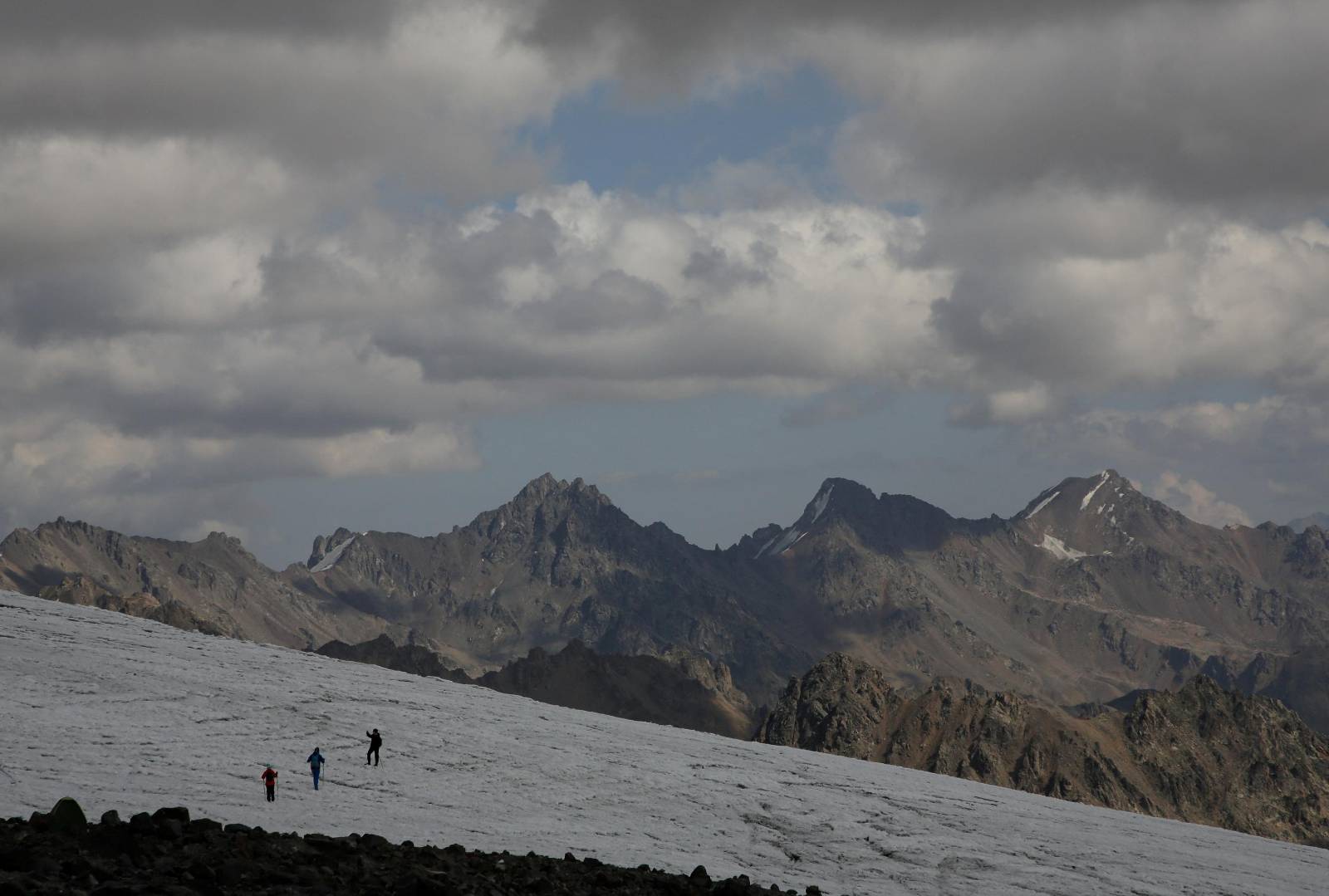 Five Climbers from Bosnia and Herzegovina Die on Mount Elbrus