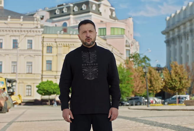 Алиев и Пашинян поздравили Зеленского с Днем независимости и заверили в поддержке Украины