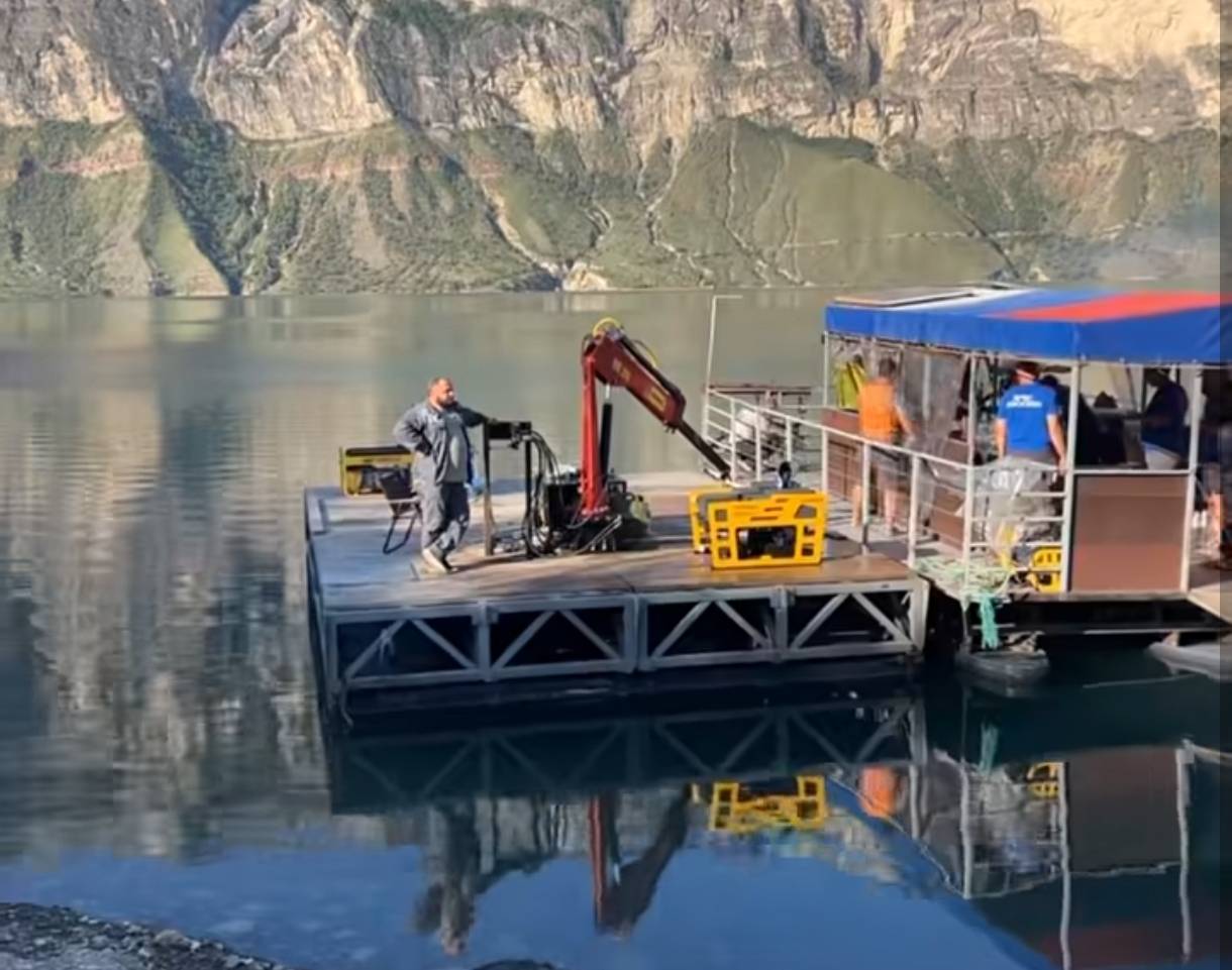 In Dagestan, the body of a drowned youth was found at a depth of 60 meters
