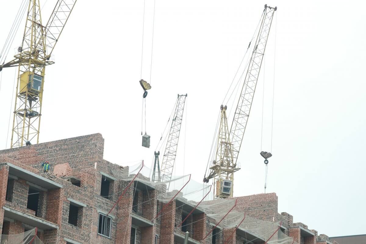 В Чечне и Ингушетии зафиксирован обвал по строительству жилья