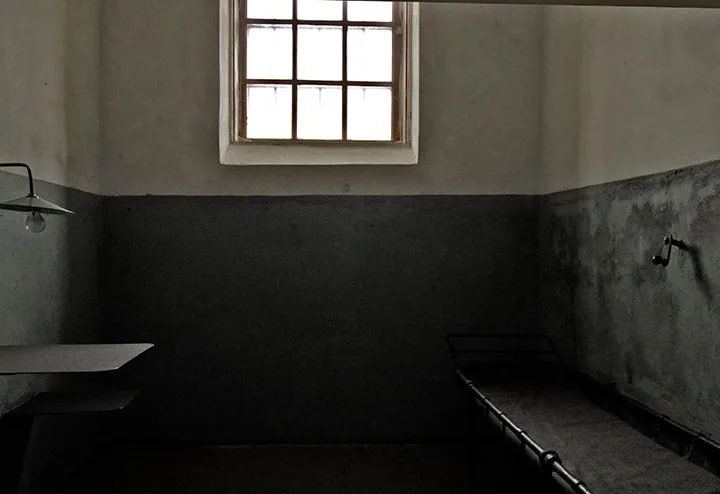 A Chechen resident sentenced to life imprisonment has been recognized as a political prisoner